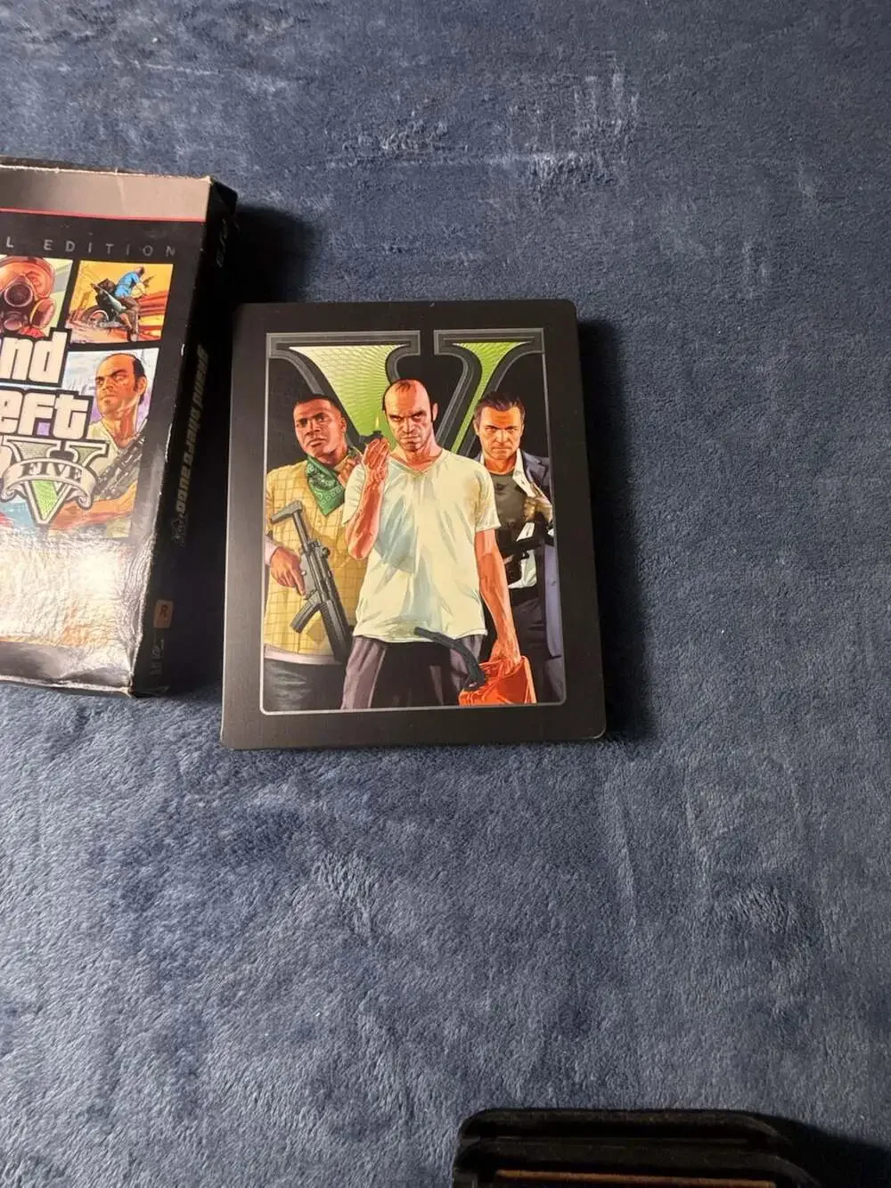 Grand Theft Auto V Special Edition PlayStation 3 PS3 Steelbook Game